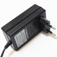 Зарядное устройство для Li-ion 8.4V 2A