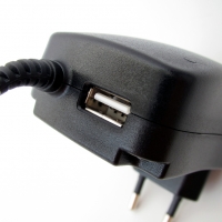 Зарядное устройство для SLA, GEL 3-12V 0.5-2.5A